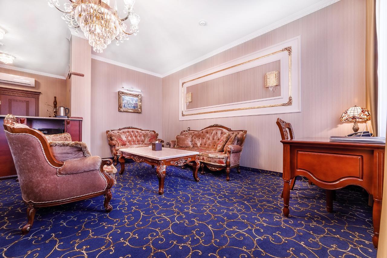 Hotel Dinastiya Kursk Exterior foto